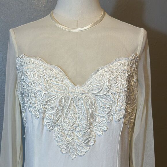 Vintage Jessica McClintock bridal dress cream mesh top. Ivory color size 12 - Picture 3 of 13